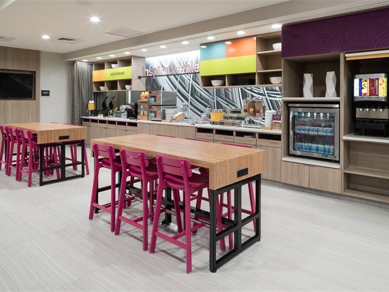 Home2 Suites By Hilton Orlando Airport Esterno foto