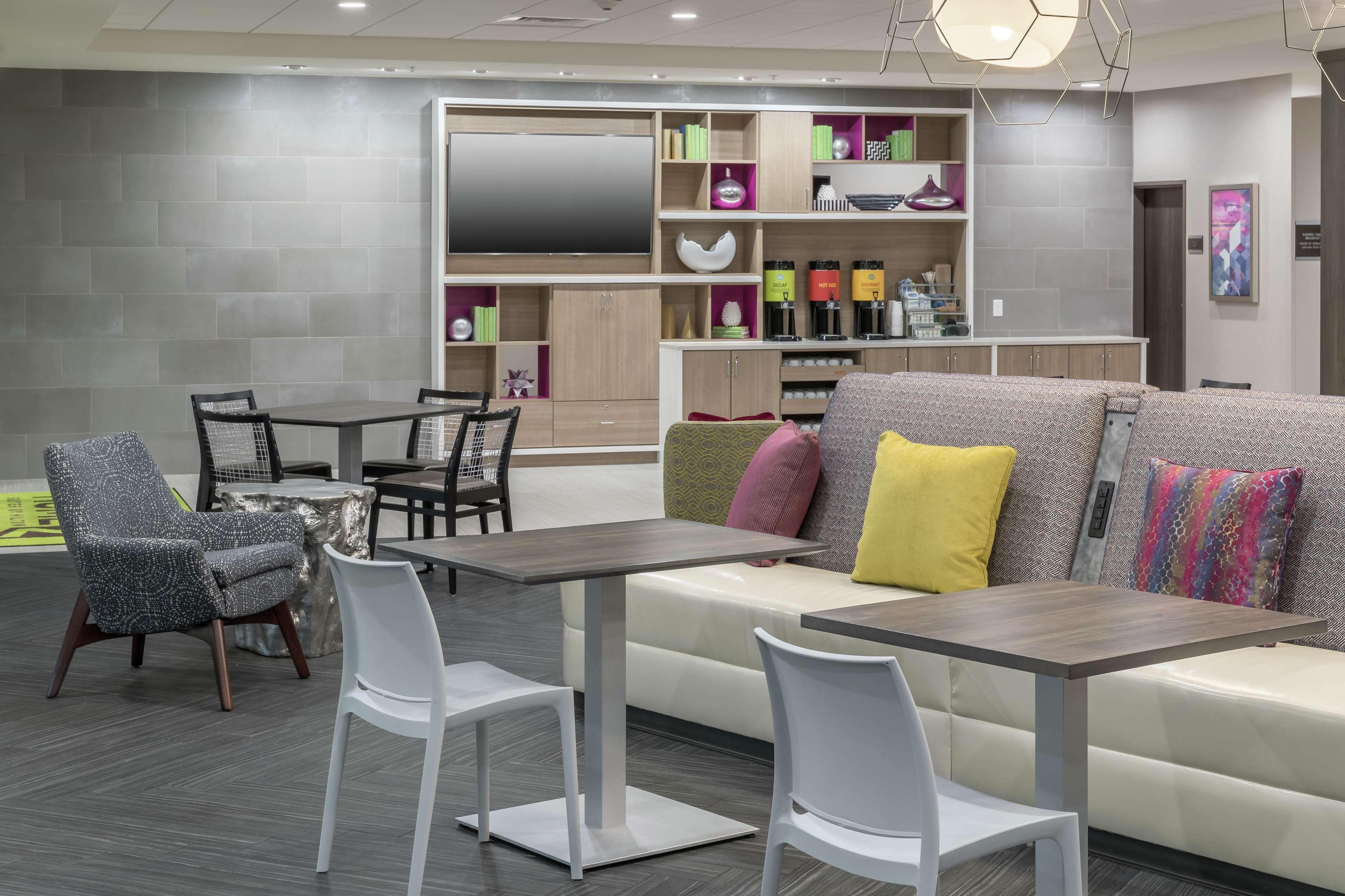 Home2 Suites By Hilton Orlando Airport Esterno foto