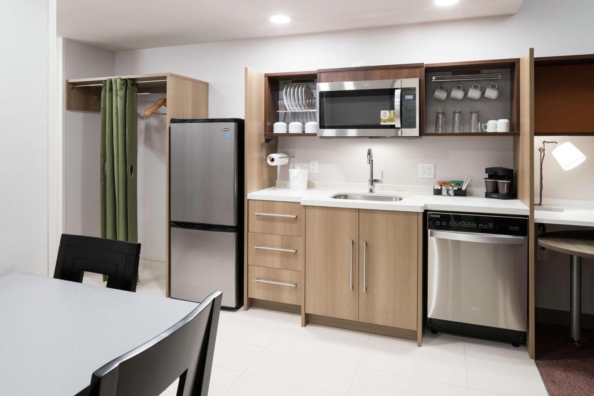 Home2 Suites By Hilton Orlando Airport Esterno foto