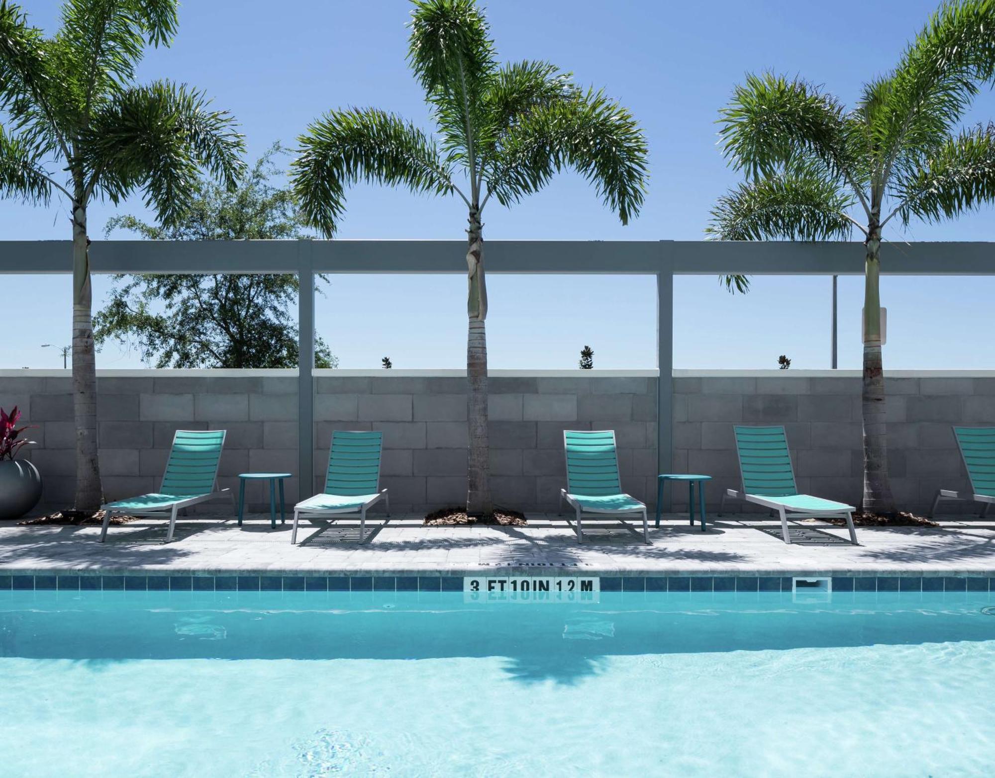 Home2 Suites By Hilton Orlando Airport Esterno foto